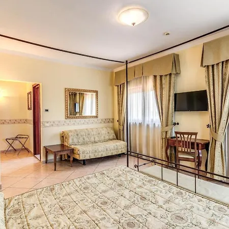 Hotel Ambrosina 3*