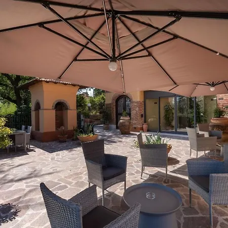 Hotel Ambrosina