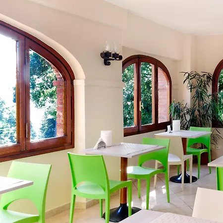 Hotel Ambrosina