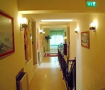 Ambrosina 3*